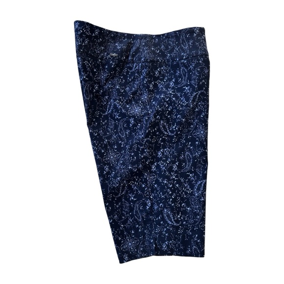 S.C. & CO. Women's Blue Pull On Stretch Rayon Blend Bermuda Shorts Size 10 - Picture 3 of 11